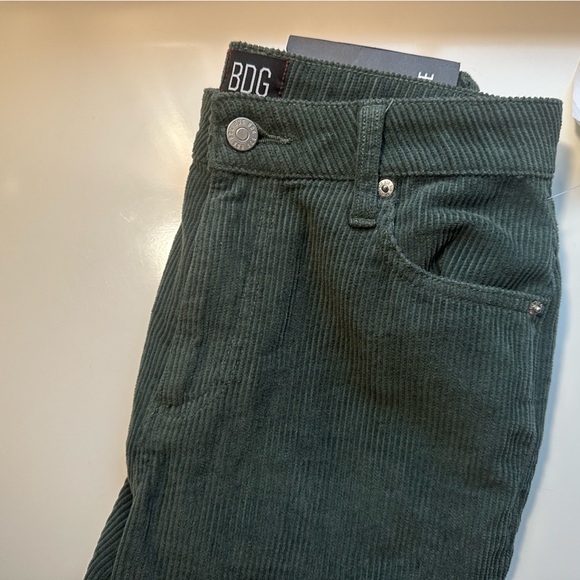 BDG Mom High Rise Green Corduroy Pants - Picture 5 of 5